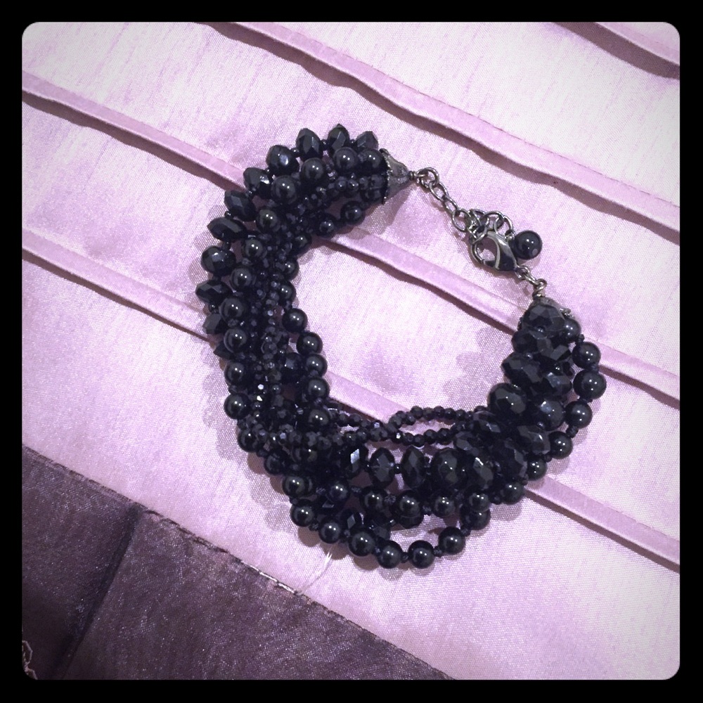 Matching black beaded.  Bracelet && necklace